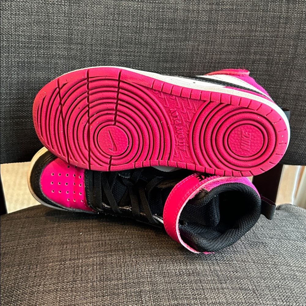 Nike Kids' Court Borough Mid 2 Basketball Shoe Black/White/Pink 11Toddler - Picture 6 of 8